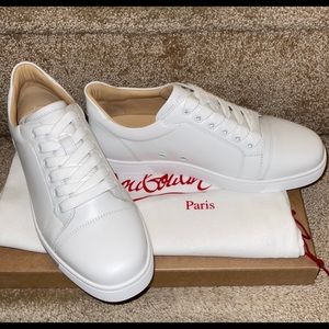 CHRISTIAN LOUBOUTIN
Vieira leather sneakers